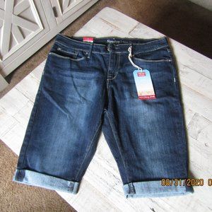 Signature by Levi Strauss Bermuda shorts, size 14